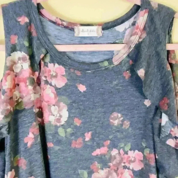 Altar’d State Rayon Blend Gray Floral Cold Shoulder Mini Dress Size S - Picture 2 of 10